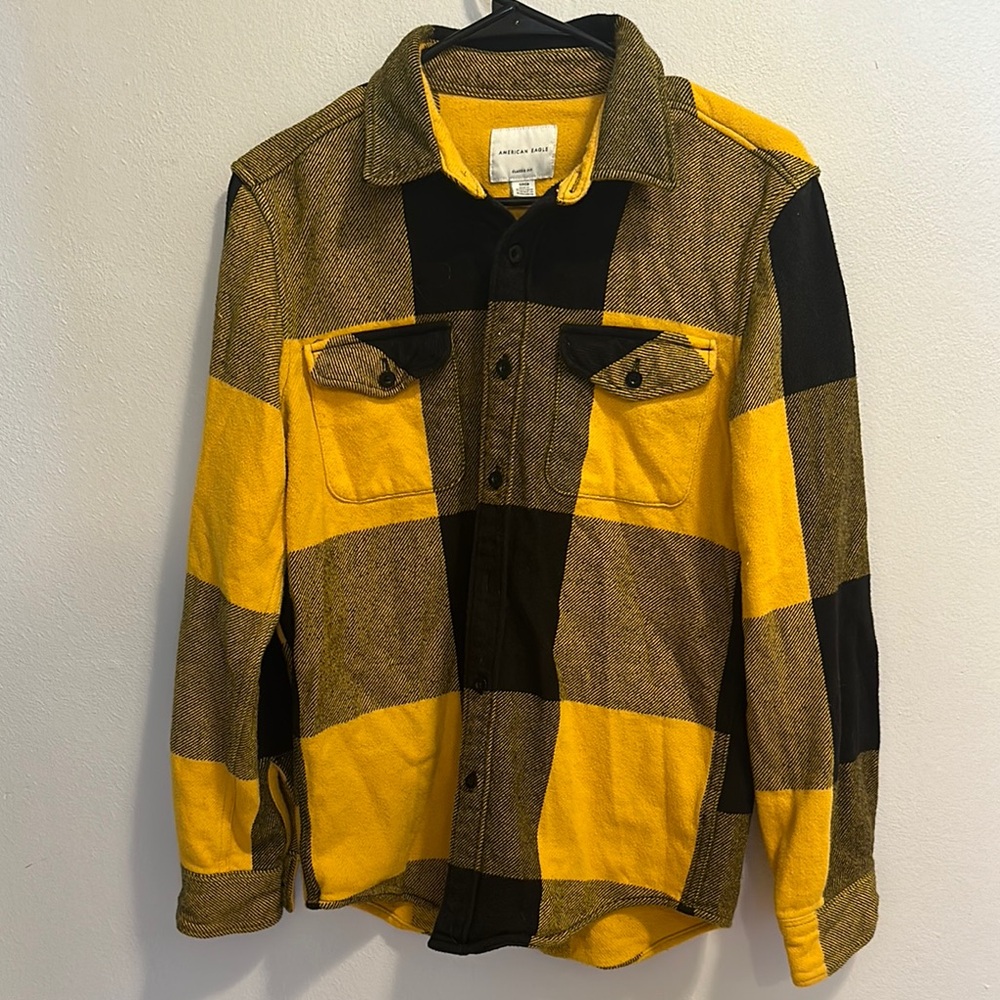 American Eagle Outfitters Yellow and Black Plaid Shirt